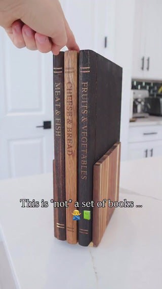 طقم ألواح تقطيع خشبية بتصميم كتب – 3 قطع | Book-Style Wooden Cutting Board Set – 3 Pieces